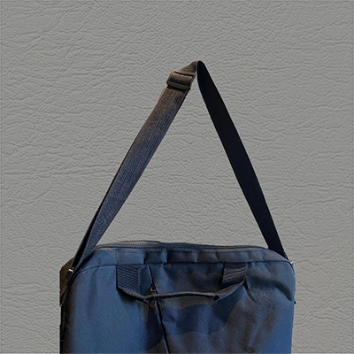 One strap versatile laptop bag